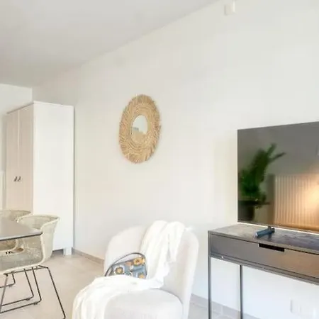 Διαμέρισμα Seaside Escape Perfect For 5 In *