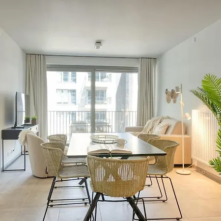 Appartamento Seaside Escape Perfect For 5 In Ostenda